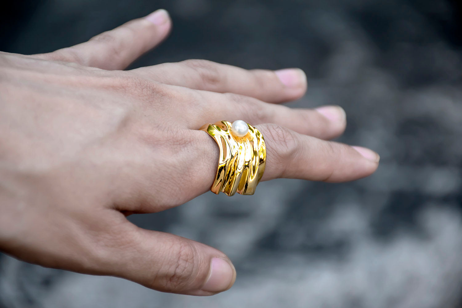 Cambré Ring Plated in 18K Gold